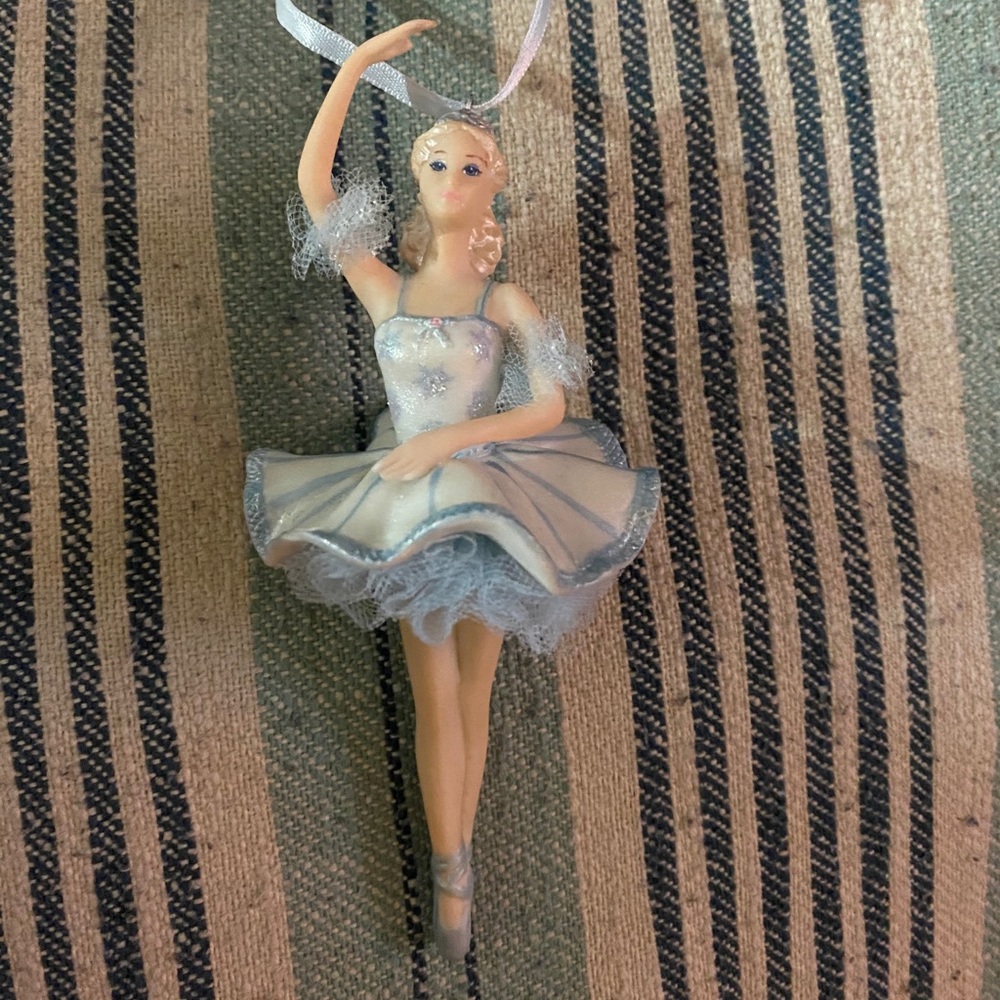 Baroe as snowflake ornament